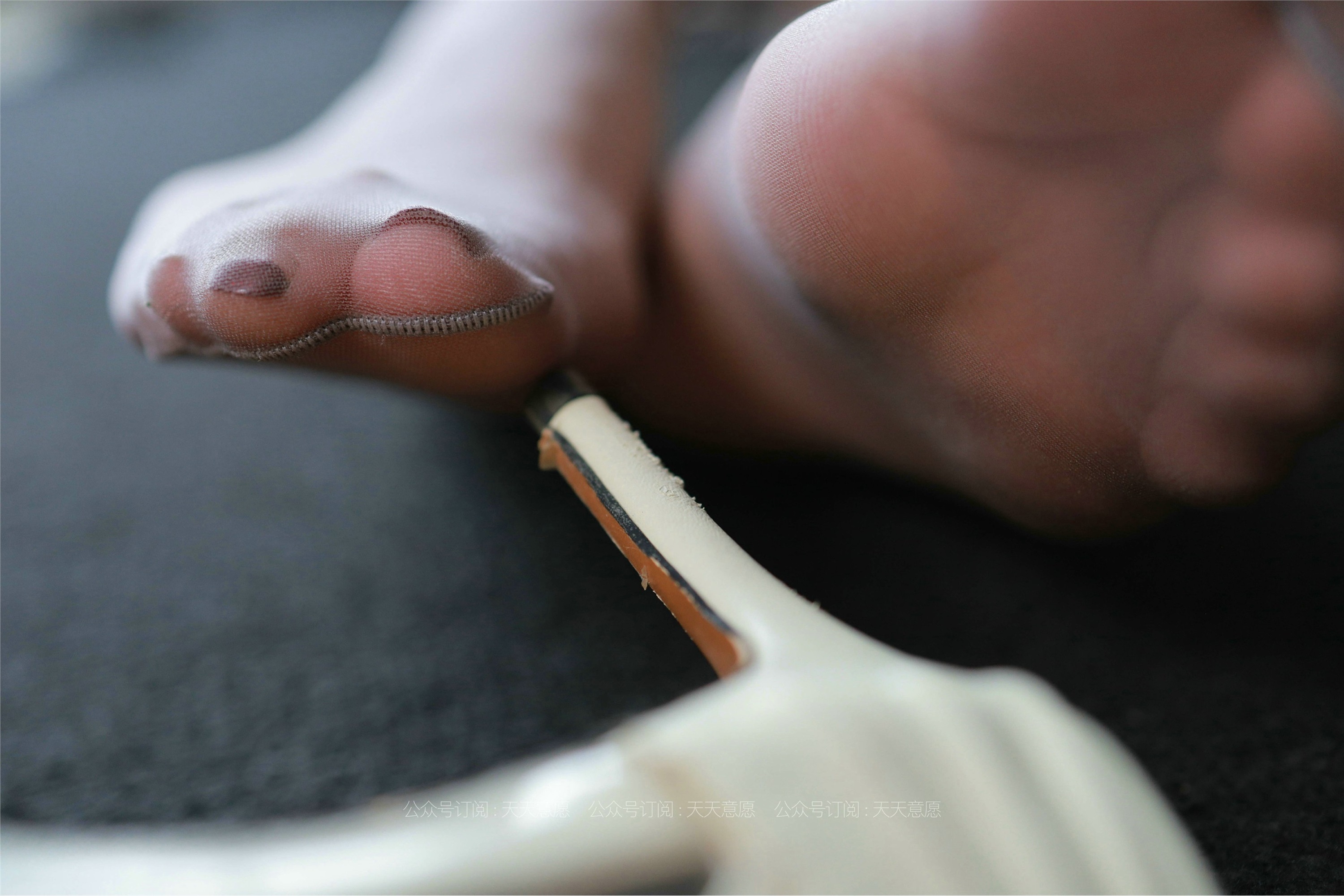 IESS异思趣向 - 模特：羽西《性感青花瓷》